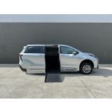 2024 Toyota Sienna LE
