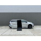 2025 Toyota Sienna XSE Sport 