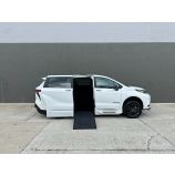 2025 Toyota Sienna XSE Sport 